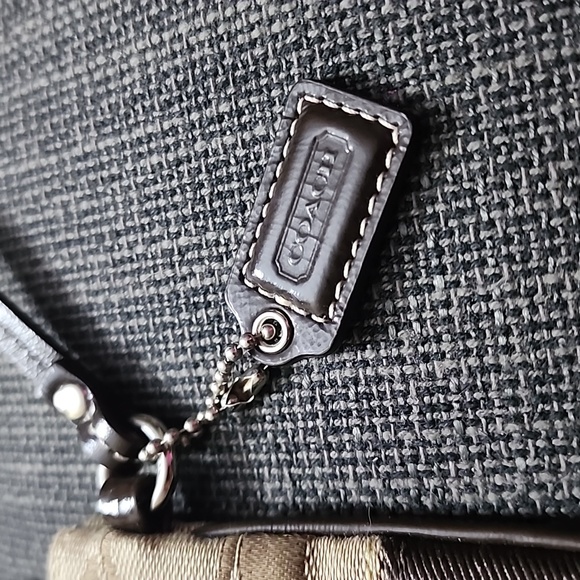 Coach wallet monogram like new brown - Picture 2 of 8